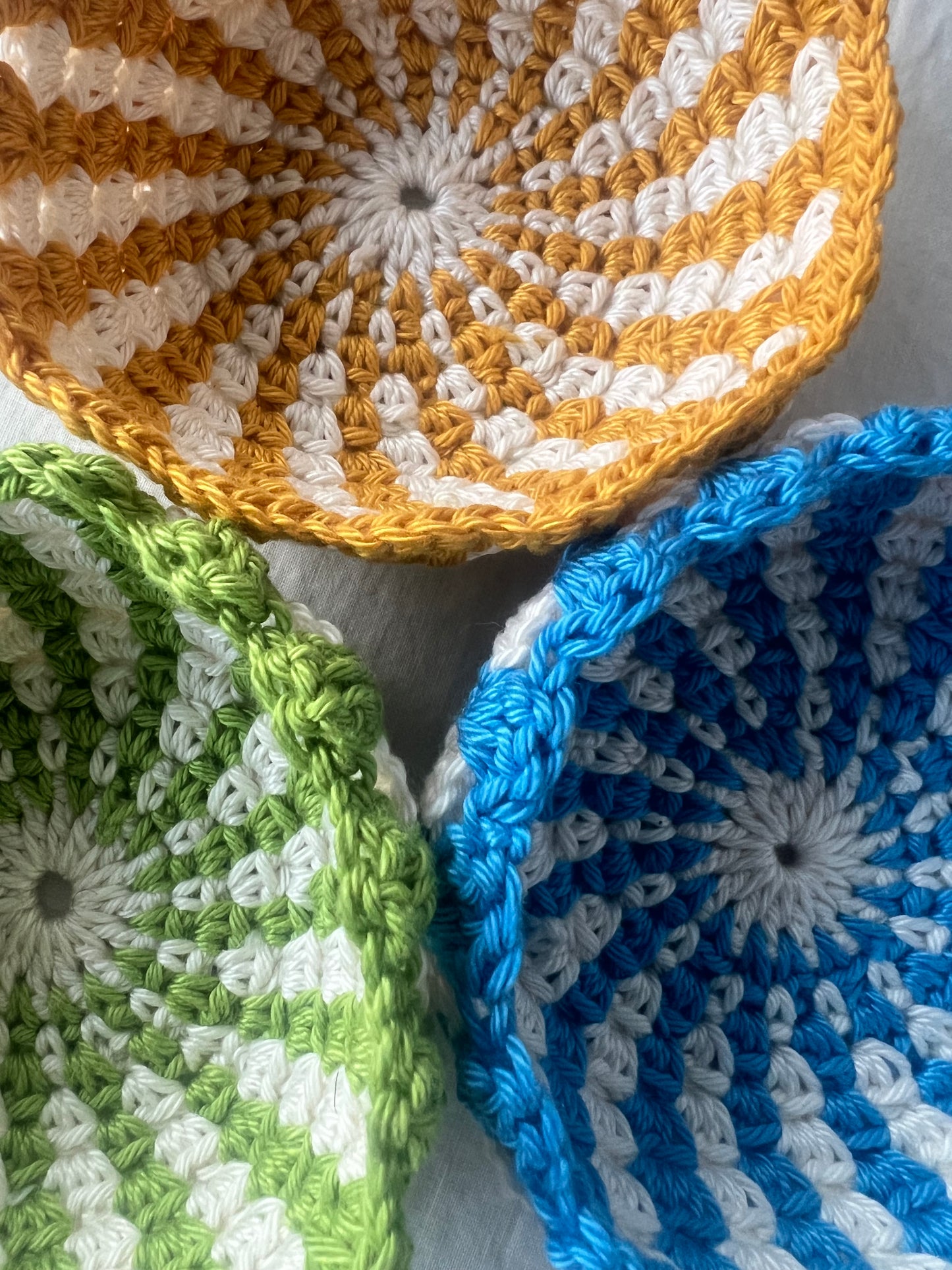 Classy and handmade. Decorative crochet bowls.